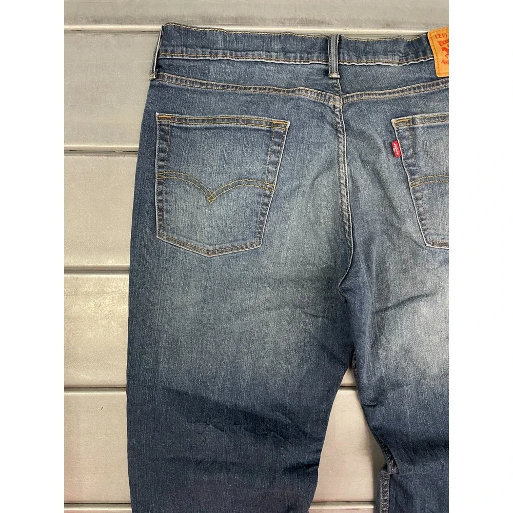 Levis levis 514